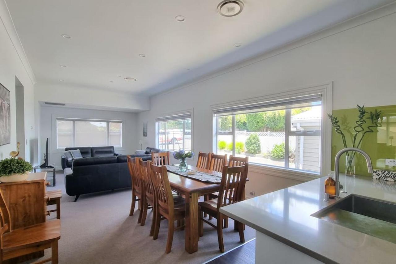 Central Auckland 5-Bedroom Villa With Free Parking Exterior photo