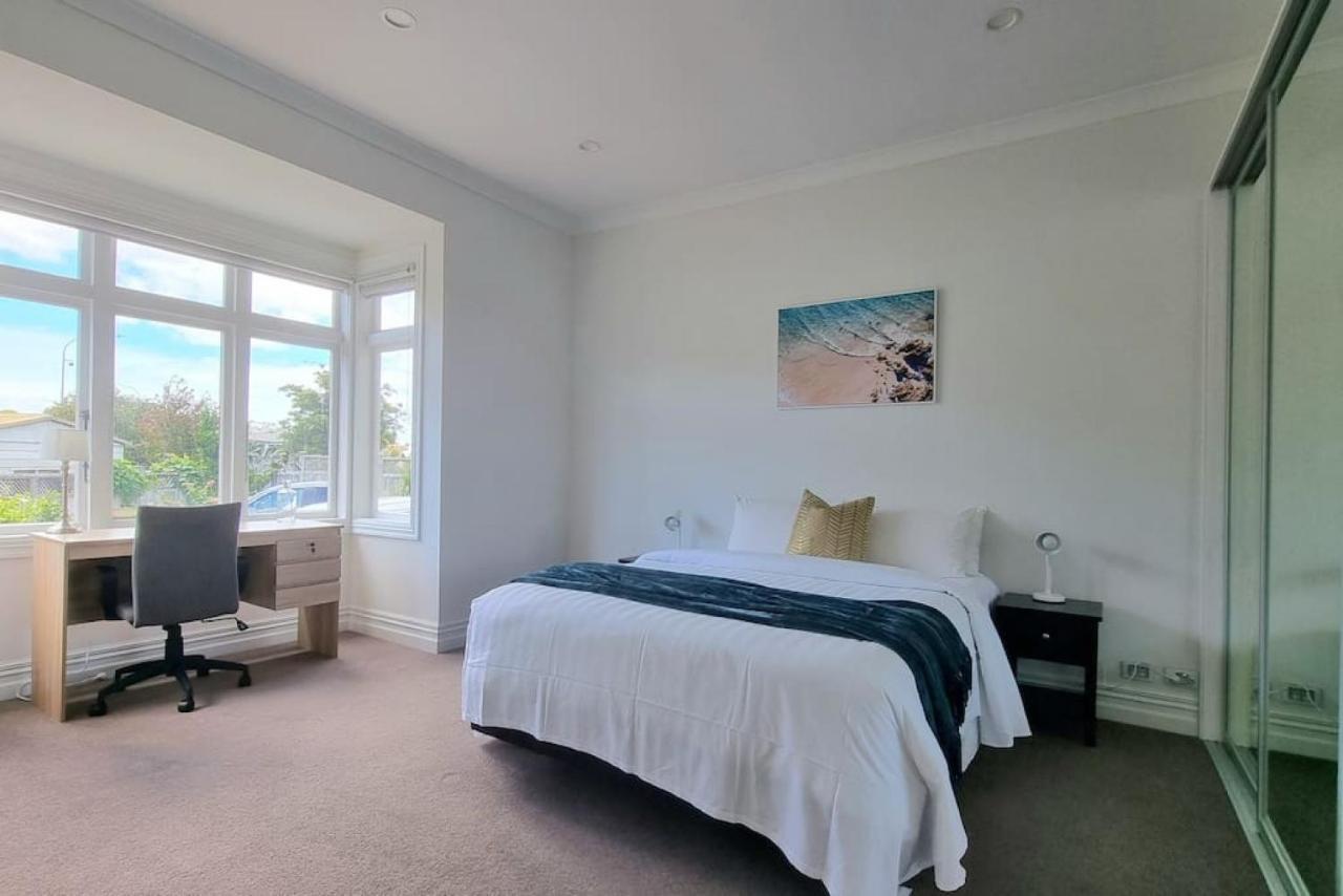 Central Auckland 5-Bedroom Villa With Free Parking Exterior photo